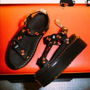 SOLD dr. martens x hello kitty platform sandal